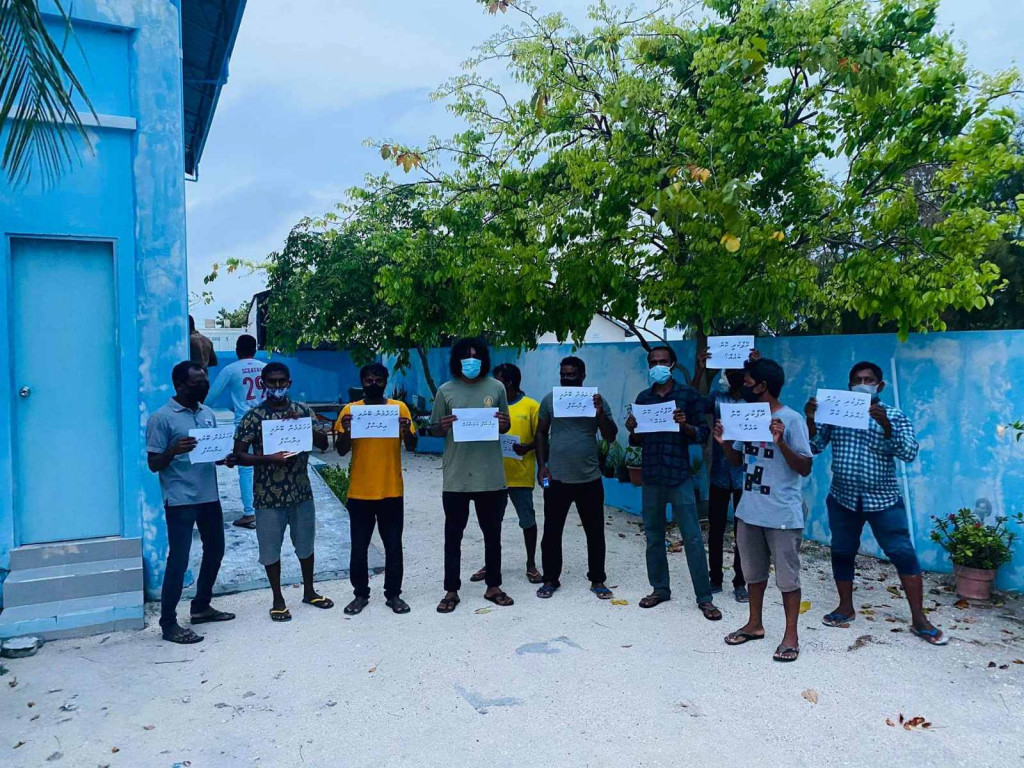 މަޑުއްވަރީން ހައްޔަރުކުރި 10 މީހުން ދޫކޮށްލައިފި