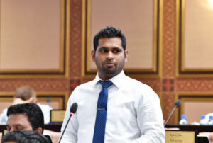 ފާޑުކިޔުންތަކާއިއެކު ޕެންޝަން ޤާނޫނަށް ގެންނަ އިސްލާހު އަނބުރައި ނަގަން ނިންމައިފި