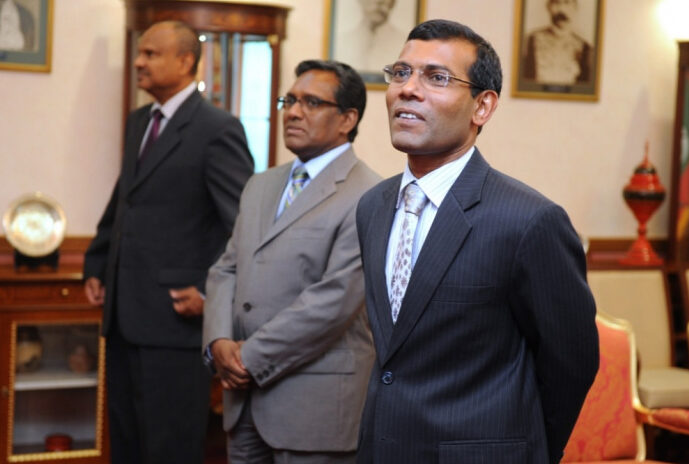 ނިޒާމު ބަދަލު ކުރަން އުޅެނީ ނަޝީދު ހަވާސާގައި ހުންނަން ޖެހުމުން: ވަހީދު