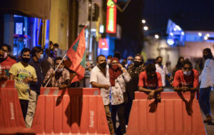 ރައީސް ޔާމީން މިނިވަން ކުރުމަށް ގޮވާލައި އިދިކޮޅުން މަގުތަކަށް ނިކުމެއްޖެ