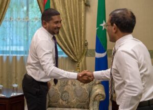 މެދު އުތުރު ޕްރޮވިންސްގެ ރައީސް ކަމަށް މިނިސްޓަރ މަހުލޫފް ވާދަކުރައްވަނީ