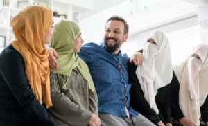 އޭ އަޚާއެވެ. ގިޔާމަތް ދުވަހުން ތިބާގެ އެއްފަޅި ވާވެފައި އޮތަ ނުދޭށެވެ.