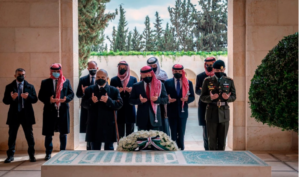 ޚިޔާލު ތަފާތުވުމަށް ފަހު، ފުރަތަމަ ފަހަރަށް އުރުދުންގެ ޕްރިންސް ހަމްޒާއާއި ރަސްގެފާނު އަބުދުﷲ އެއްތަނަކުން