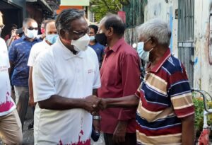 ރައީސް ވަހީދާއި، ޕީޕީއެމްގެ އިސްބޭފުޅުން މާލޭގައި ދޮރުން ދޮރަށް