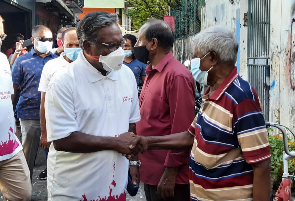 ރައީސް ވަހީދާއި، ޕީޕީއެމްގެ އިސްބޭފުޅުން މާލޭގައި ދޮރުން ދޮރަށް