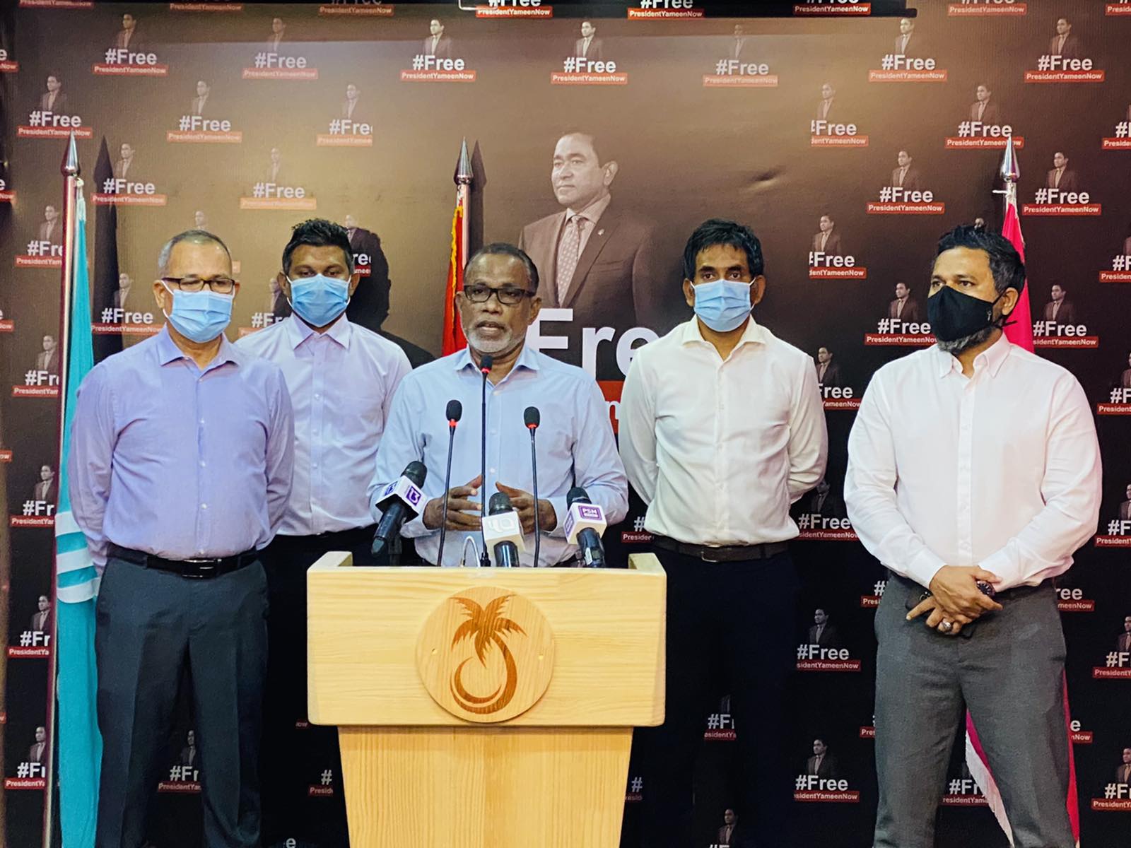 ރާއްޖޭގެ ރައްޔިތުން ނުރައްކަލަށް ވައްޓާލާއި ރާއްޖެވަނީ އިންޑިޔާގެ ކަރަންޓީން މަރުކަޒަކަށް ހަދާފަ