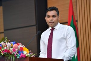 ސަރުކާރުގެ އަމާޒަކީ މާލެއެކޭ އެއްފަދައިން އަތޮޅުތަކުންވެސް ޚިދުމަތް ލިބުން: ނާއިބް ރައީސް