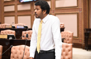 ގެއްލުން ކުޑަކުރަންތިބޭ މީހުން ދައުލަތް ފޭރެން އުޅުމަކީ ބިރުވެރިކަމެއް: ވައްޑެ
