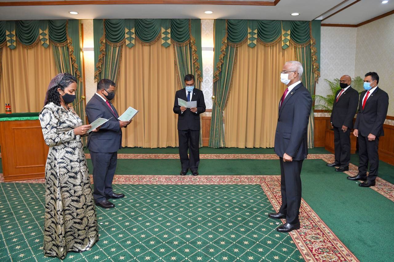 އެންވަޔަރަމަންޓް މިނިސްޓަރަކަށް ޝައުނާ، ފިޝަރީޒްއަށް ޑރ.ޙުސައިން
