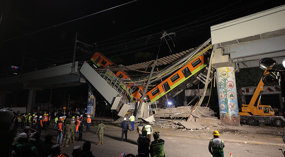 ޓްރެއިން ދަތުރު ކުރަމުންދިޔަ ބުރިޖެއް ވެއްޓި މެކްސިކޯ ސިޓީގައި 23 މީހުން މަރުވެއްޖެ