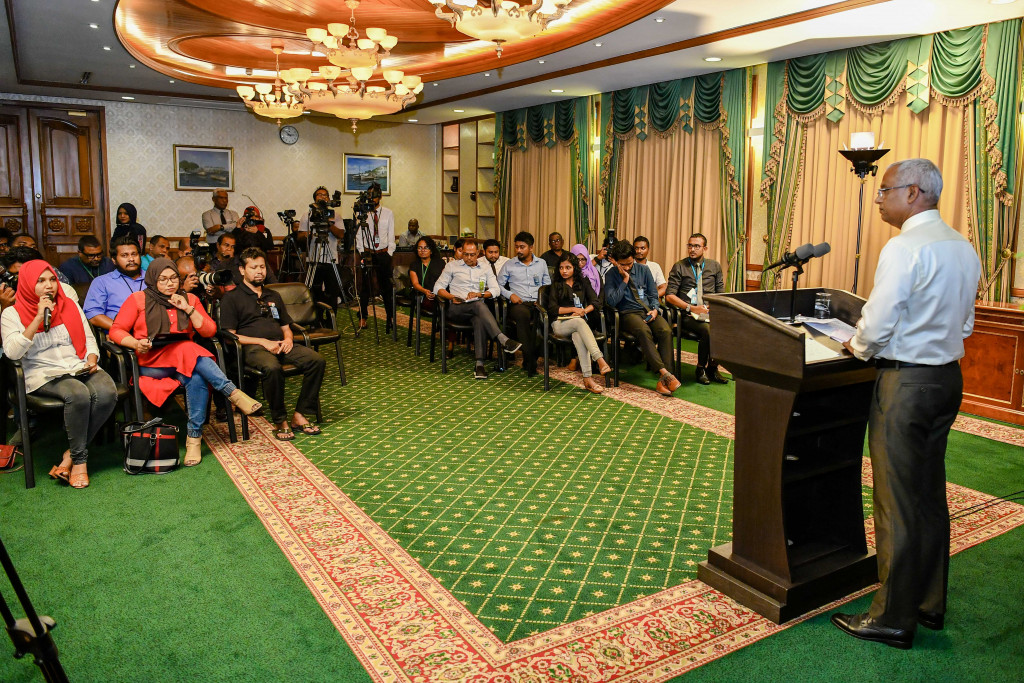 މީޑިއާގެ ބިލު އަނބުރާ ގެންދިއުމަށް ރައީސް ސޯލިހް ގޮވާލައްވައިފި