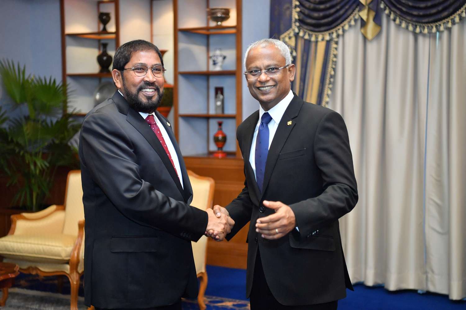 ޓެކްނޮލޮޖީ މިނިސްޓަރުކަމަށް ދެ ނަމެއް ޤާސިމް ފޮނުއްވައިފި