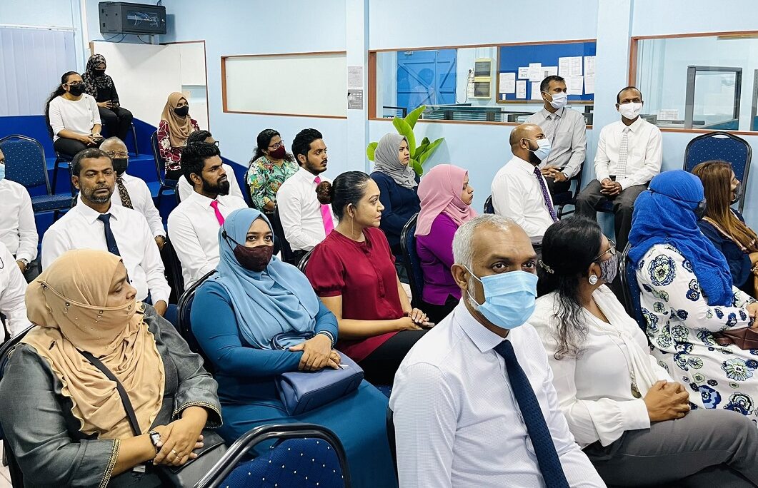 މާލެ ސިޓީ މޭޔަރާއި، ކައުންސިލަރުން ހުވާކުރުން މާދަމާ ސަލްޓަންޕާކުގައި
