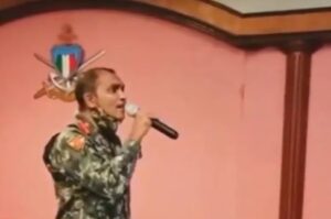 ސިފައިންގެ އޮފިޝަލުން އޮފް ގަޑީގައި ލަވަކިޔުމަކީ މައްސަލައެއް ނޫން: ނަޝީދު