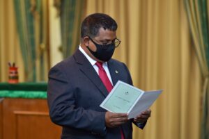 ކުންފުންޏެއްގައި ޑރ.ޙުސައިންގެ ހިއްސާ އޮތުމުން ރުހުން ދިނުމަށް ލަފާހޯދަނީ