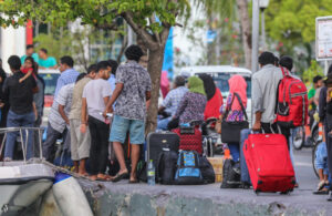 ނުރައްކާބޮޑުވެ އެއްރަށުން އަނެއް ރަށަށް ދަތުރު ކުރުން މަނާކޮށްފި
