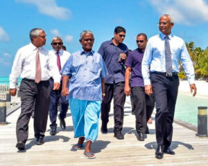 ޗަމްޕާ ބްރަދާސްއިން މަނީލޯންޑަރ ކުރިކަމުގެ ތުހުމަތު، ރިޔާސީ ކޮމިޝަނުންކޮށްފި