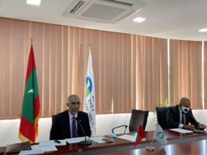 މާލޭ ސިޓީގެ ކައުންސިލަރުން ހުވާ ކުރެއްވުމަށްފަހު، ސިޓީ ކައުންސިލްގެ ފުރަތަމަ ބައްދަލުވުން ކުރިޔަށް