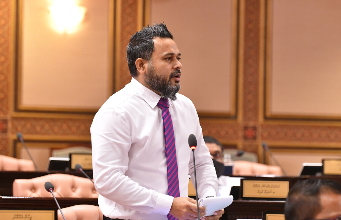 މުޒާހަރާއިން ހައްޔަރުކުރި މީހުން ދޫކޮށްލަން ގޮވާލައި ހުށަހެޅި މައްސަލަ ބޭރުކޮށްލައިފި