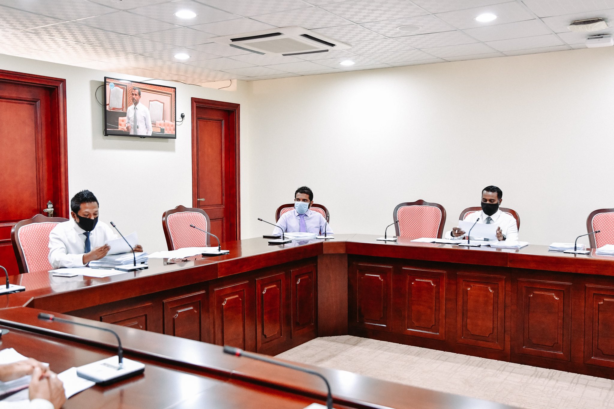 ނަފްރަތުގެ ބިލަށް ޢާންމުންގެ ޚިޔާލު ހޯދުމަށް ހުޅުވާލައިފި