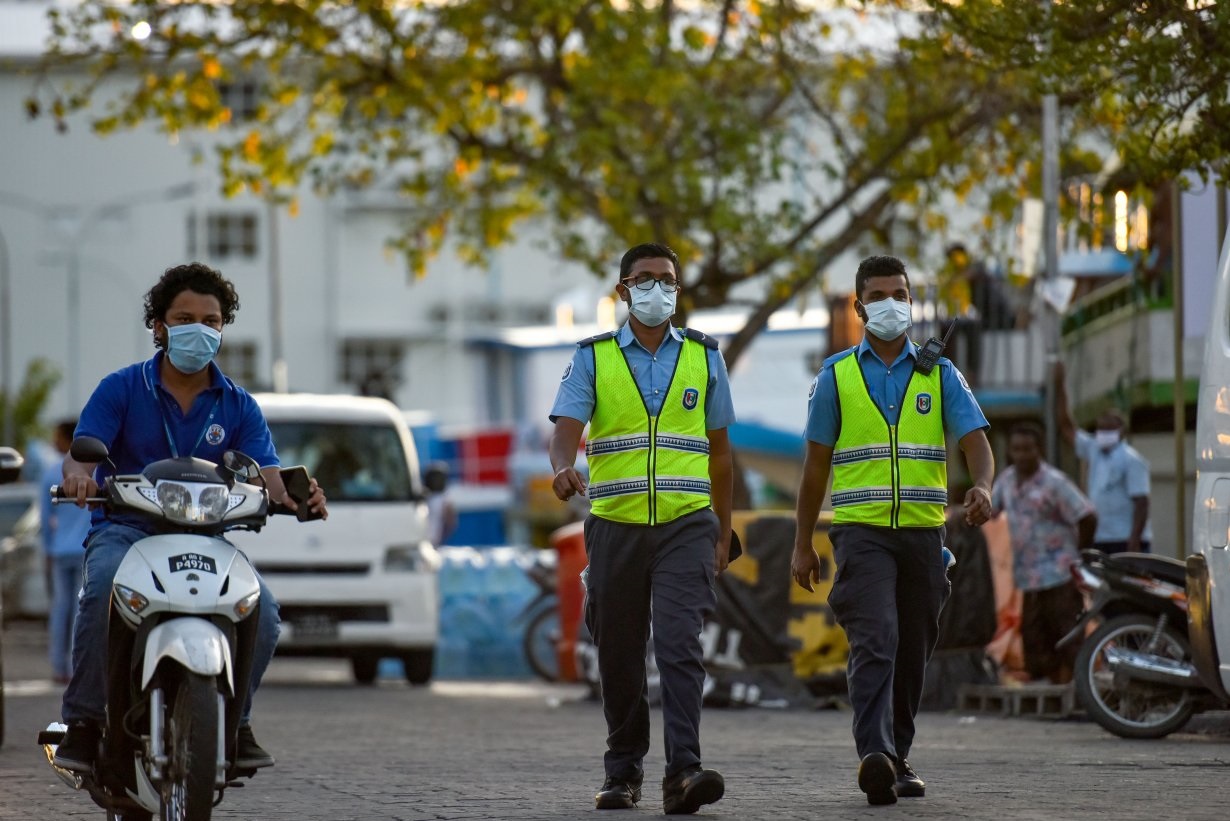 މަސްތުގެ ޙާލަތުގައި މިސްކިތުގައި ހުރި މީހަކު ހައްޔަރުކޮށްފި
