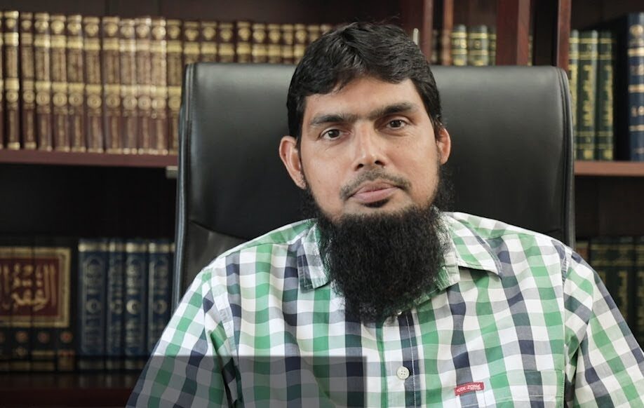 ޢިލްމުވެރިންގެ ވާޖިބަށް ހުރަސް އެޅިގެން ނުވާނެ: ޝައިޚު އަލީ ޒާހިރު