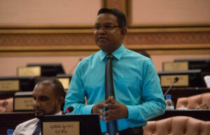 ވެކްސިން ޖެހުމަށް ކުރިން ކުރީ މަޖުބޫރު، މިފަހަރު ޖެހުނީ ރޮއި އާދެސްކުރަން: ޙަސަން މުފީދު