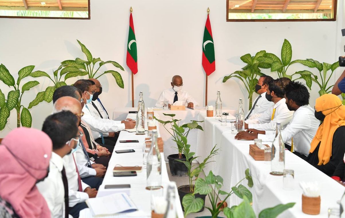 ހަނިމާދޫ ކައުންސިލުން އެދެނީ އެއަރޕޯޓުގެ މަސައްކަތް އަވަސްކޮށްދެއްވުމަށް