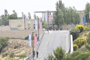 ޖެރޫސެލަމްގައި ހުންނަ އެމެރިކާގެ އެމްބަސީގައި އޮތް މިނިވަން ދުވަހުގެ އިހުތިފާލް ޔޫރަޕްގެ އެމްބެސެޑަރުން ބޮއިކޮޓް ކޮށްފި