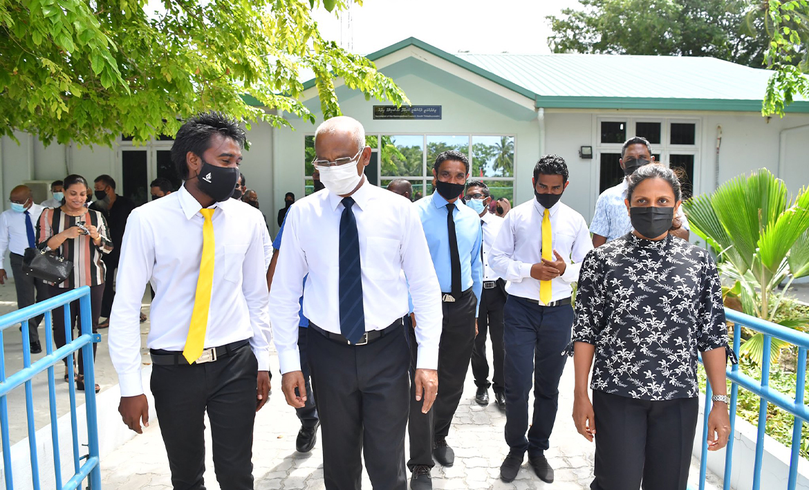 ރައީސުލްޖުމްހޫރިއްޔާގެ ދެކަނބަލުން ހދ. ހަނިމާދޫއަށް ވަޑައިގަތުން