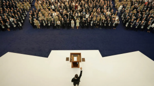 އަހުލީ ހަނގުރާމާގައި ވީރާނާ ވެފައިވާ، ސީރިއާގެ ރައީސްކަމުގެ 4 ވަނަ ދައުރަކަށް އަސަދު ހުވާ ކުރައްވައިފި