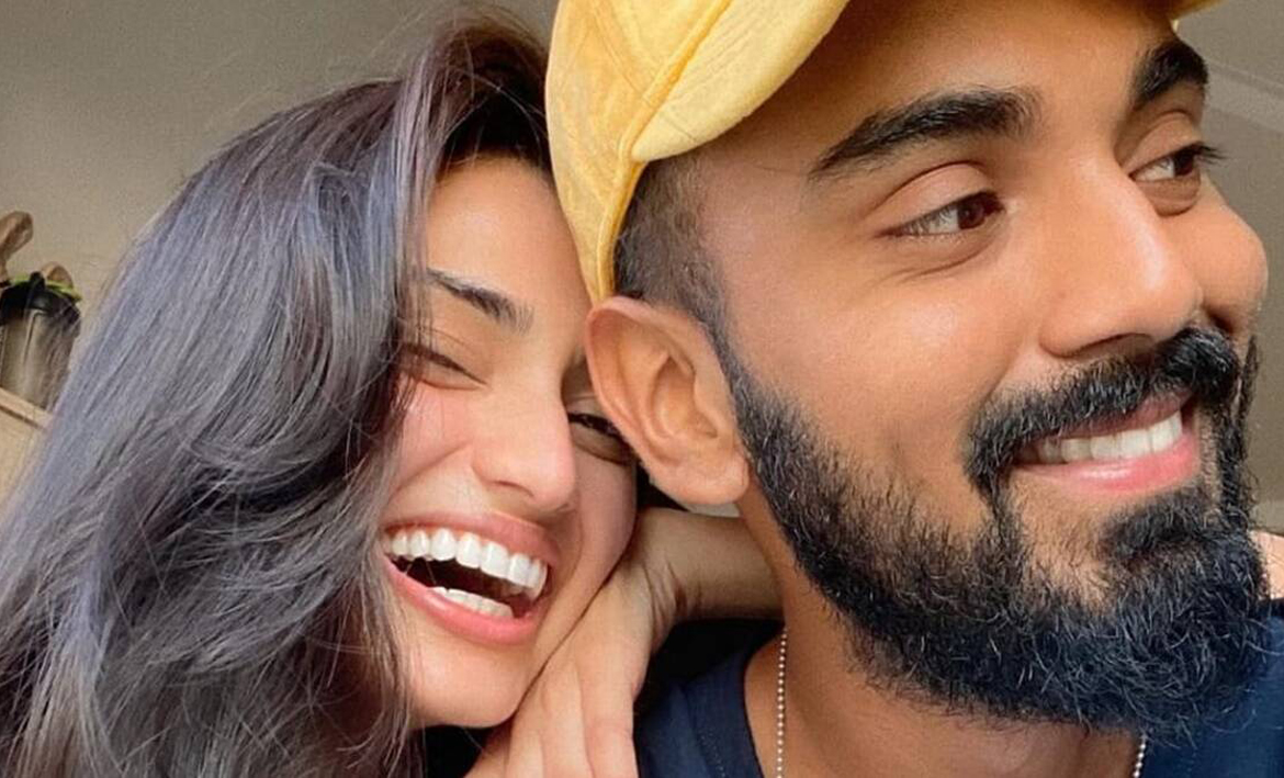 އާތިޔާ އާއި ރާހުލްގެ ގުޅުން އޮފިޝަލްވީތަ؟