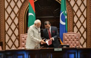 އިންޑިއާއާއި ގުޅޭގޮތުން ދައްކަވާ ފިތުނަވެރި، ބޭއަަދަބީ ވާހަކަތައް ހުއްޓާލަންޖެހޭ: ނަޝީދު