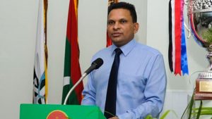 ކާނަލް ނާޒިމް ސިޔާސީ ޕާޓީއެއް އުފައްދަވަނީ