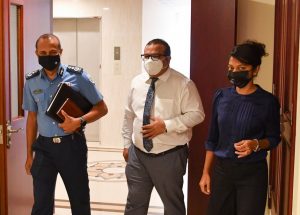 6 މޭގެ ޓެރަރިސްޓު ހަމަލާގެ ފުރިހަމަ ތަހުގީގެއް ފުލުހުން ހިންގަމުންދާ ކަމަށް ގަބޫލެއް ނުކުރަން: ނަޝީދު