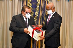 މަޖިލިސް އިންކުއަރީ ރިޕޯޓް ރައީސަށް އަރުވައިފި