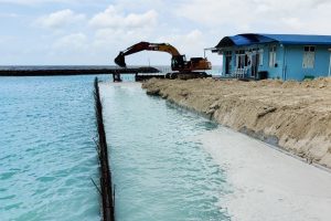 އުކުޅަހު ބަނދަރު ބޮޑުކުރުމާއި ޖެޓީގެ މަސައްކަތް ބާރަށް ކުރިއަށް