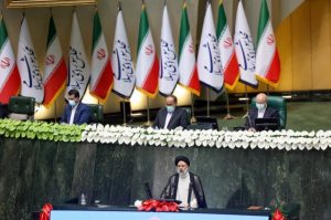 އަރަބި ގައުމުތައް އެއްބައިވަންތަ ވުމަށް ގޮވާލައްވަމުން، އިރާނުގެ އާރައީސް މަގާމުގެ ހުވާ ކުރައްވައިފި