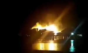 ނިޔާމަ ރިސޯޓްގެ ވޯޓާ ވިލާއެއްގައި އަލިފާން ރޯވެއްޖެ