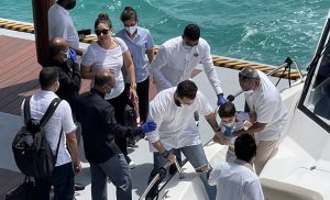 ކަރީނާގެ އާއިލާ ރާއްޖޭގައި!