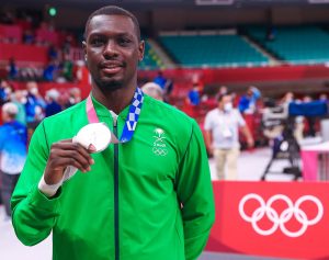 ސައުދީއަށް އޮލިމްޕިކްސްއިން ރިހި މެޑަލް ހޯދާދިން ހަމްދީއަށް ހަދިޔާއެއްގެ ގޮތުގައި 1.3 މިލިއަން ޑޮލަރު