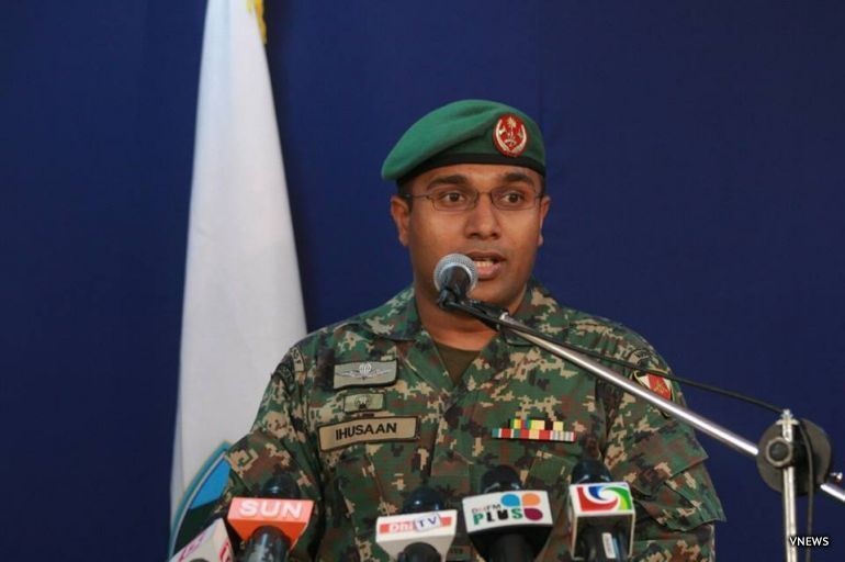 ކެޕްޓަން އަލީ އިހުސާން އެމްއެންޕީއާއި ގުޅިވަޑައިގެންފި