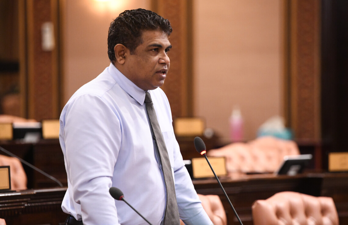 ބޮޑުވަޒީރު ނިޒާމު ގެންނަންވީ، 60 ޕަސެންޓް ހިއްސާދީގެން ސަރުކާރު ނުހިންގޭނެ: ބޮންޑޭ