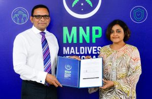 ދުންޔާ އެމްއެންޕީއާއި ގުޅިވަޑައިގެންފި