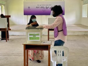 މިއަދު ބޭއްވި ބައި-އިލެކްޝަންގައި ޕީޕީއެމުން ވާދަކުރި 3 ގޮނޑި އެޕާޓިން ކާމިޔާބުކޮށްފި