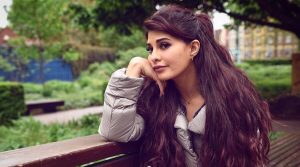 މަނީ ލޯންޑަރިންގެ މައްސަލައެއްގައި ޖެކޮލިންއާ ސުވާލުކޮށްފި