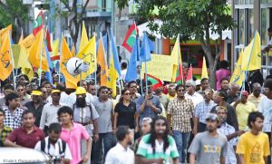 މަސައްކަތްތެރިންގެ ހައްގުގައި މޭޑޭގައި ހިނގާލުމެއް ބާއްވަނީ