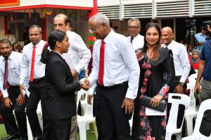 ކުޑަ ކުދިންނަށް، އަންނަ ހަފްތާގައި ފައިޒާ ވެކްސިން ދޭން ފެށާނެ: ރައީސް