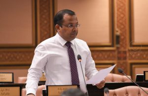 7 ފެބުރުއަރީގައި ނަޝީދުގެ އިސްތިއުފާގެ ސިޓީ އަޅުގަނޑެއް ނުގެންދަން: ރިޔާޒު