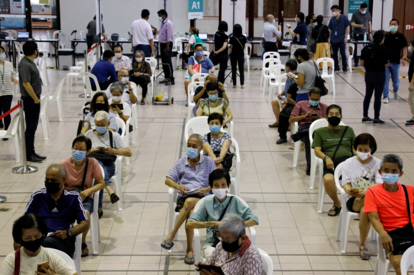 އާބާދީގެ އެންމެ ބޮޑު ބަޔަކަށް ކޯވިޑް ވެކްސިންދީ ފުރިހަމަ ކޮށްފައިވާ ގައުމަކަށް ސިންގަޕޯރ